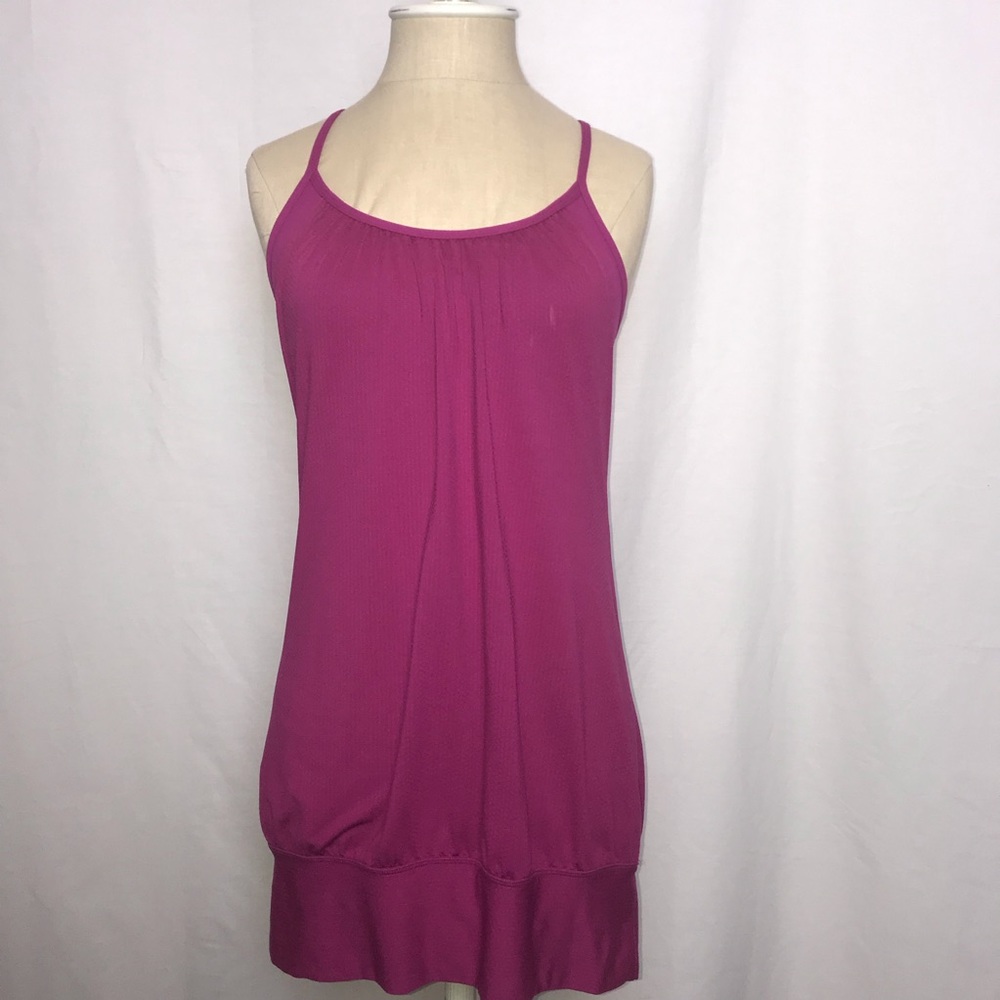 Lululemon No Limit Tank Top Built in Bra (Size: 4)